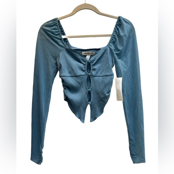 Urban Outfitters “Close to Me Peakaboo” Cotton blend crop top, NWT size small! - Picture 5 of 12